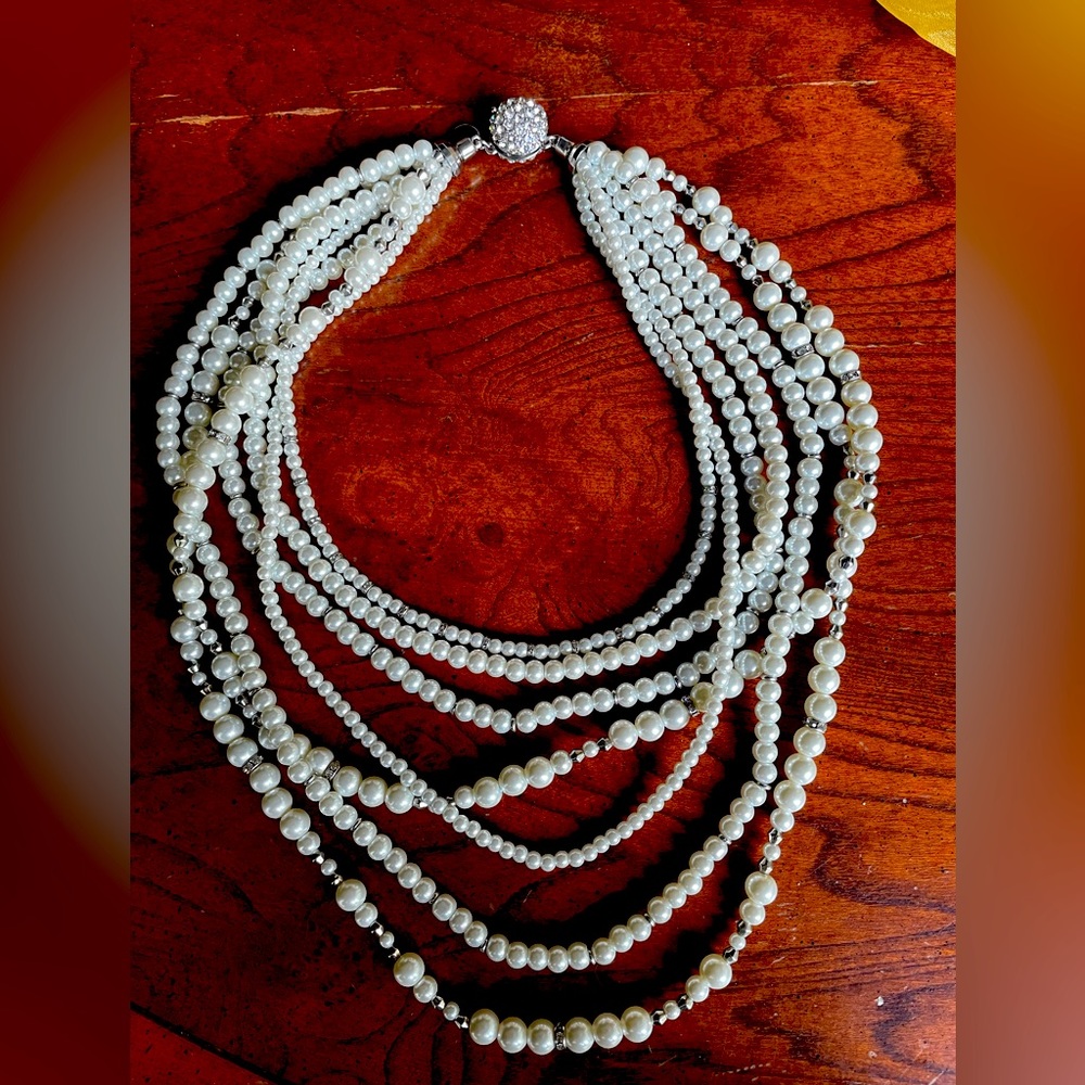 White House Black Market, 7 Layer Convertible Pearl, Silver, Necklace
